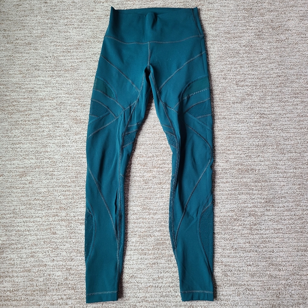 Lululemon leggings with mesh details